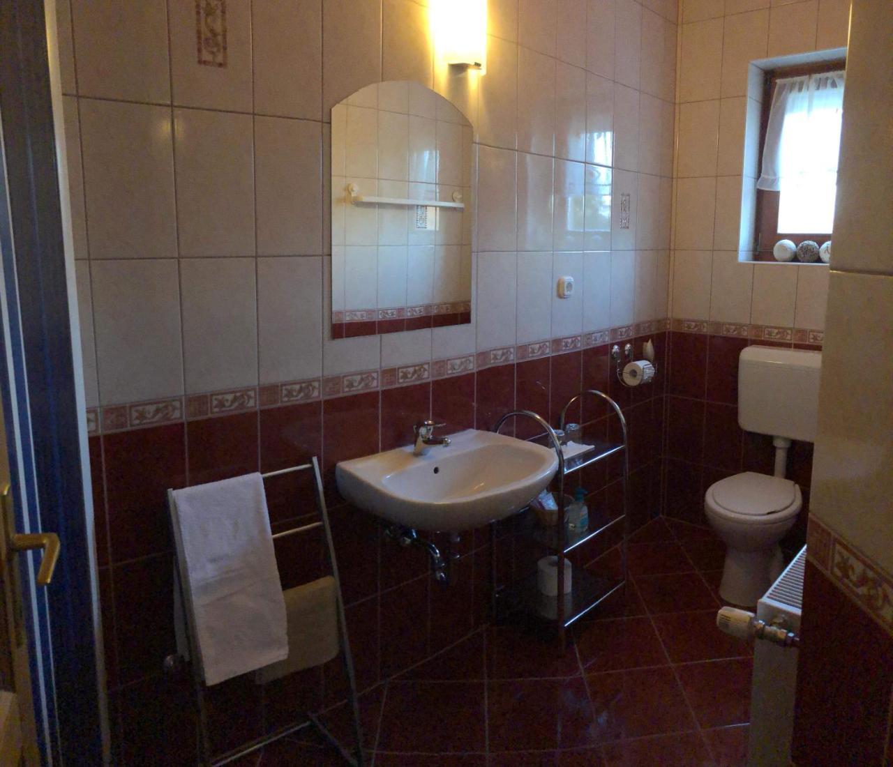 Kristaly Apartmanhaz Sárvár Dış mekan fotoğraf
